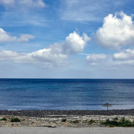 Nyaraló The Beach House Monólithosz